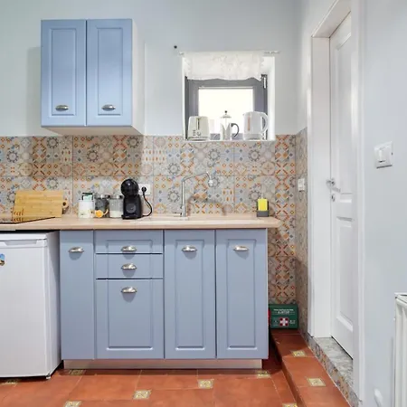 2 Bedroom Oldtown Mountain View With Private Terrace And High Ceilings Lägenhet